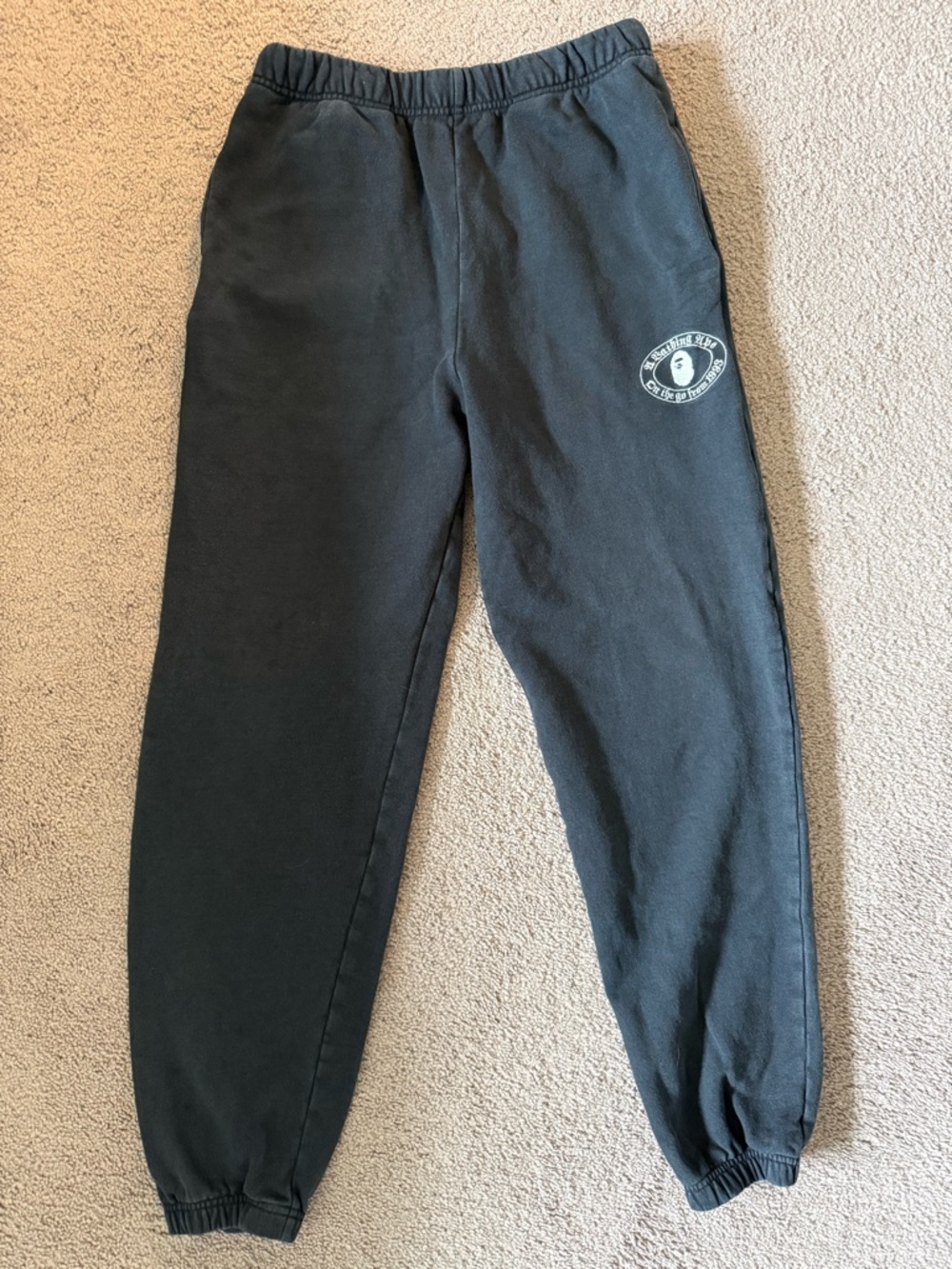 A bathing ape sweatpants size small.